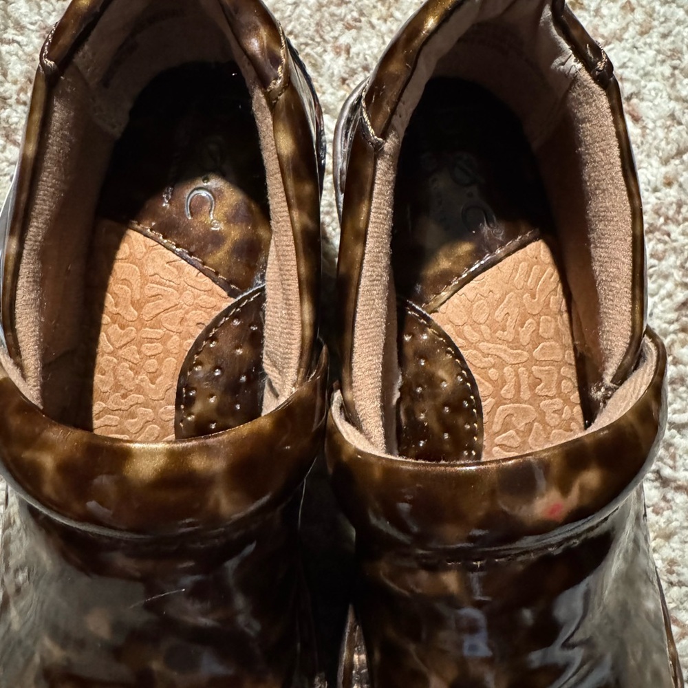 boc Brown Patterned Women's Mules